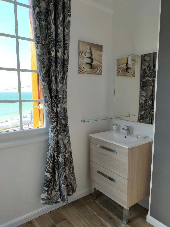 Au Gre Des Marees, Appartement Face A La Mer, Classe 3 Etoiles オー エクステリア 写真